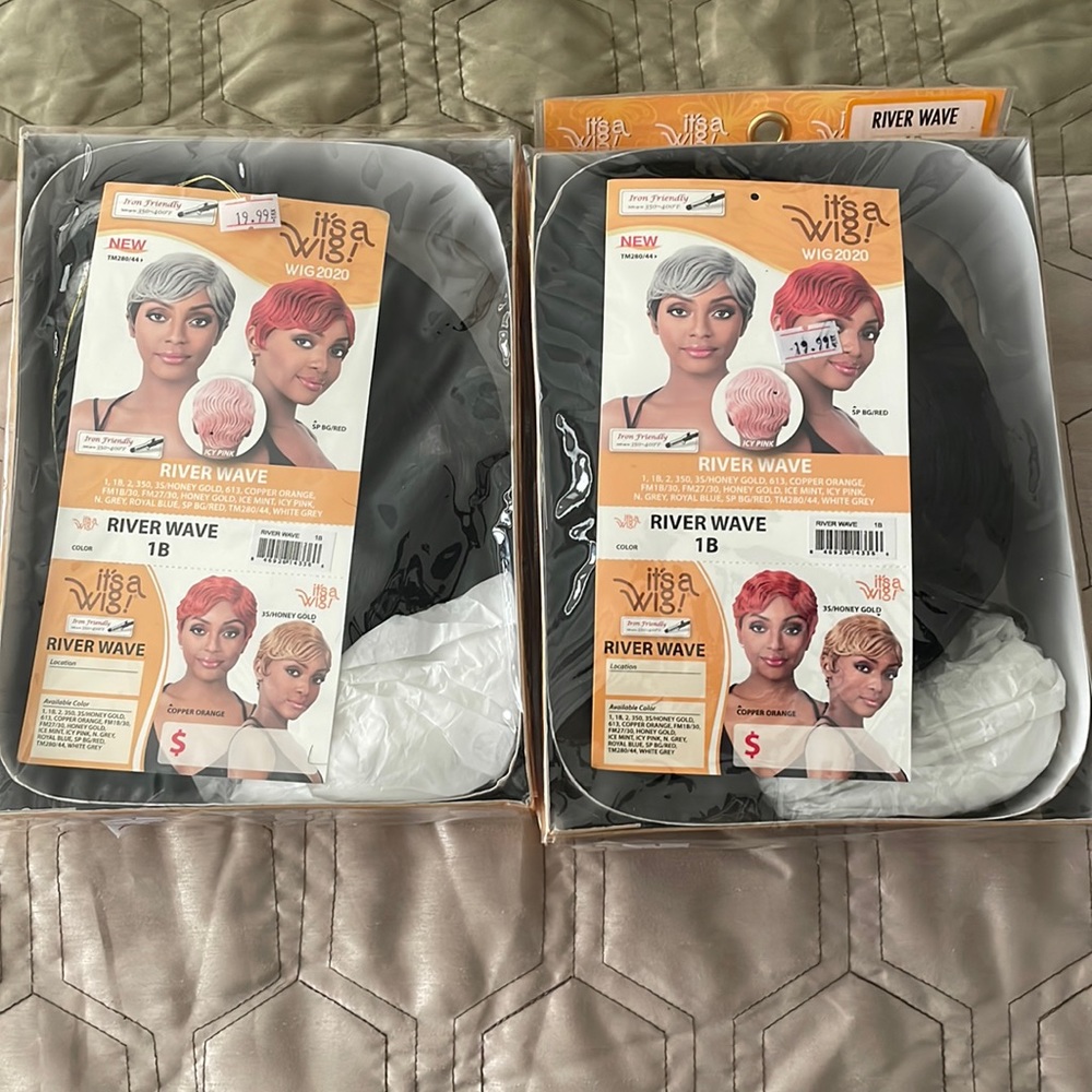 River Wave Wig - Color 1B